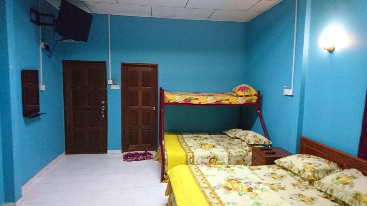 Homestay Roomstay Muar Srizahrani Eksteriør billede